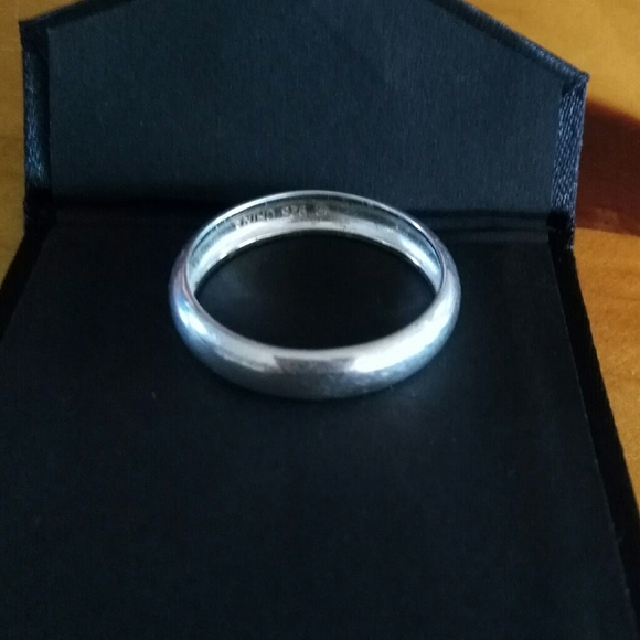 Sterling Silver Comfort Fit Band Ring Sz 12 - Picture 4 of 4